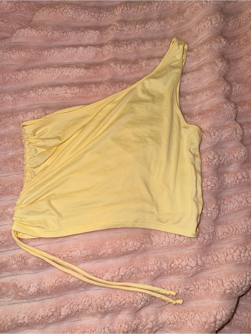 Heart & Hips Yellow One Shoulder Ruched Tie Top Size Large